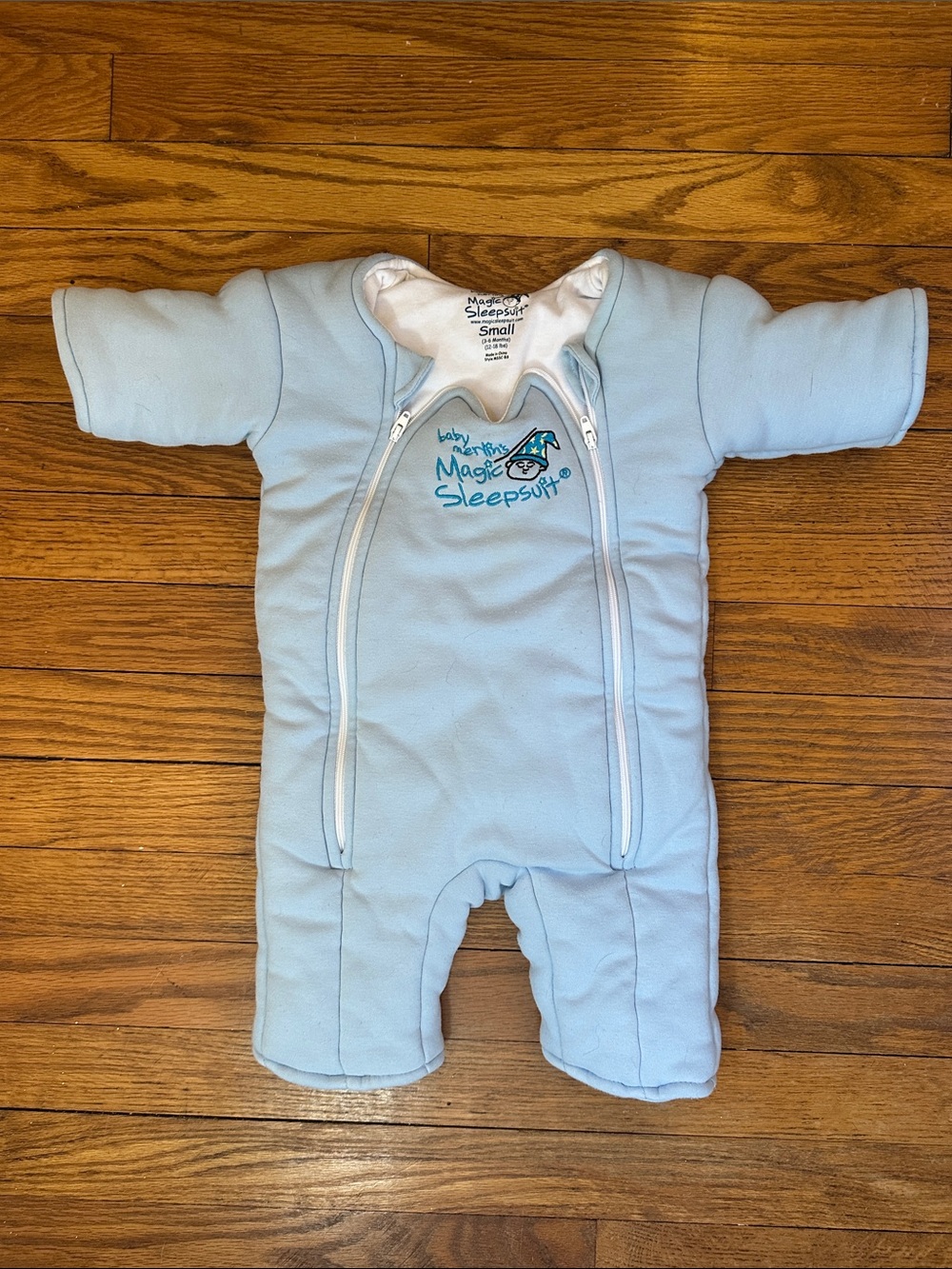 Merlin Magic Sleepsuit size Small Light Blue Baby One-Piece - Small